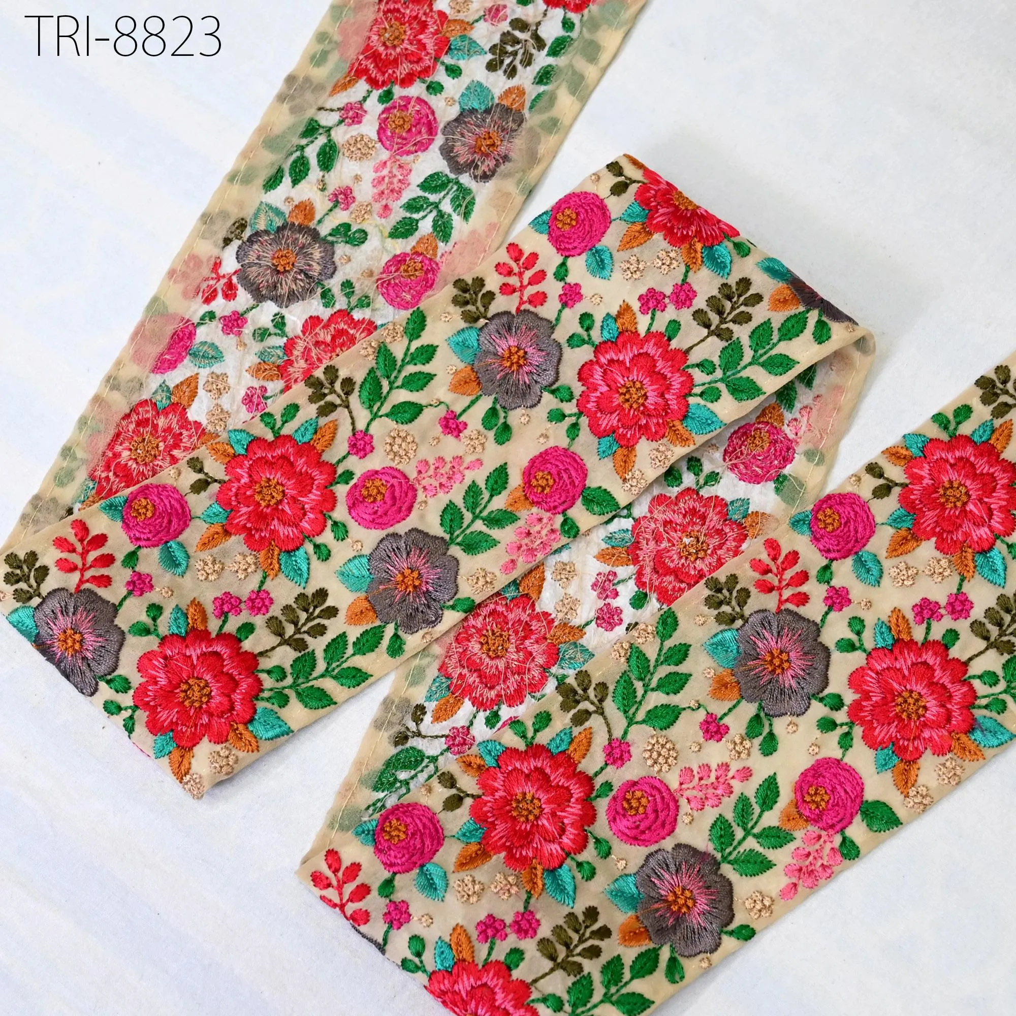 9 Yard Red Embroidered  8 CM Saree Border Embroidery Ribbon Trim Crafting Sewing Accessories for Beach Bags, Costumes Christmas Home Decor