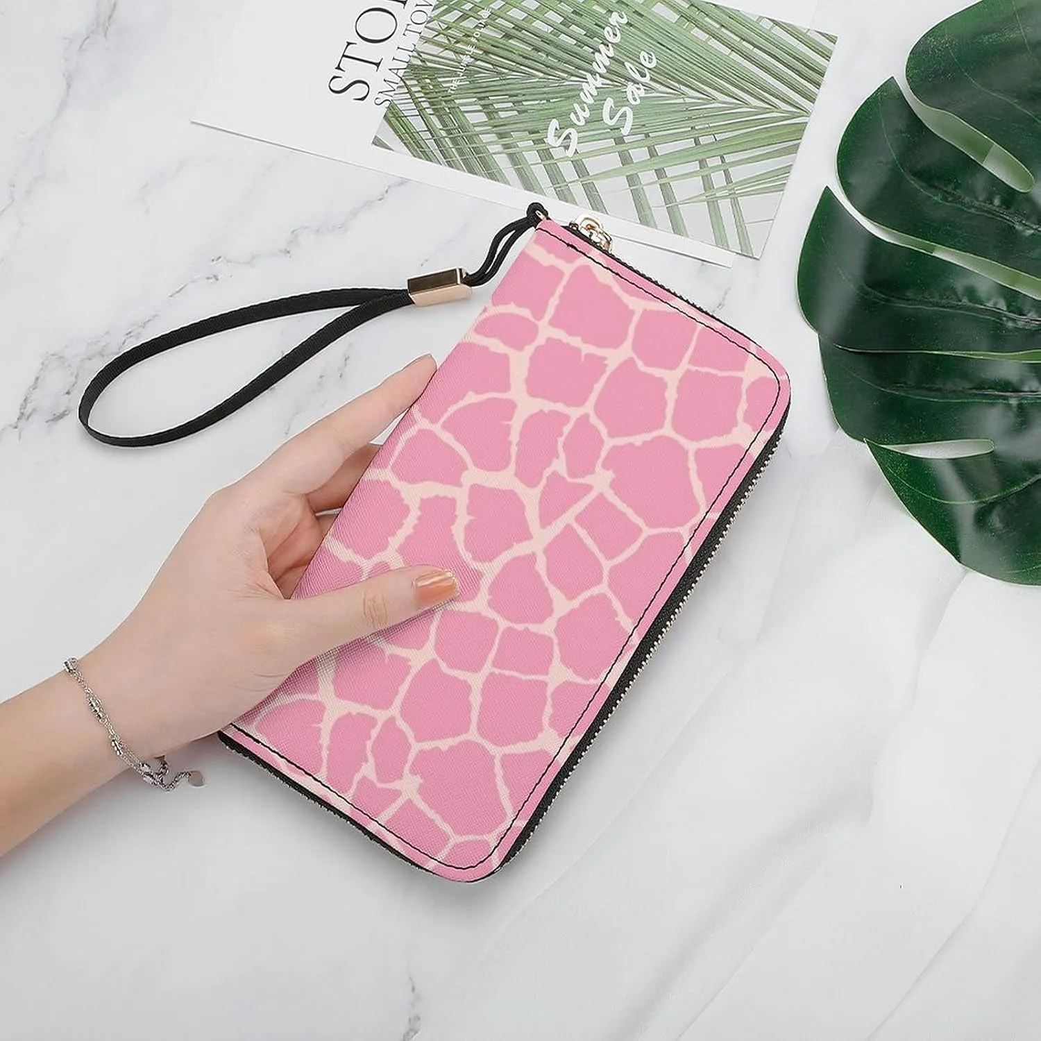 Abstract Modern Giraffe Women's Leather Long Large Capacity Wallet Clutch Wallet with Hand Strap, 20x10.5cm, style-35-4