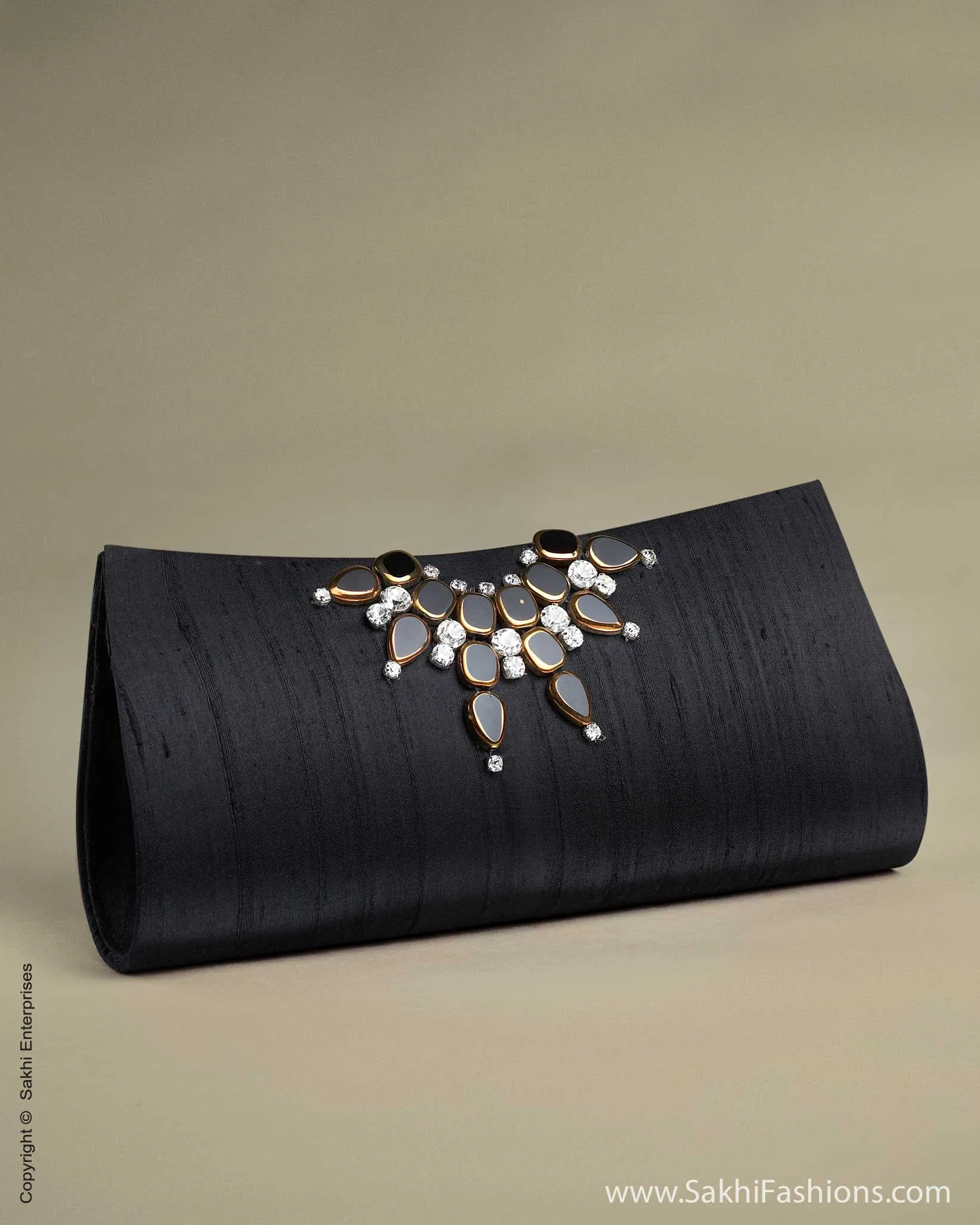 AC-0016 Silk Clutch Black