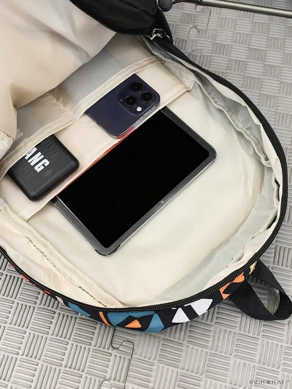 BagForLove - Stylish Graffiti Print Messenger Bag for Travel and School