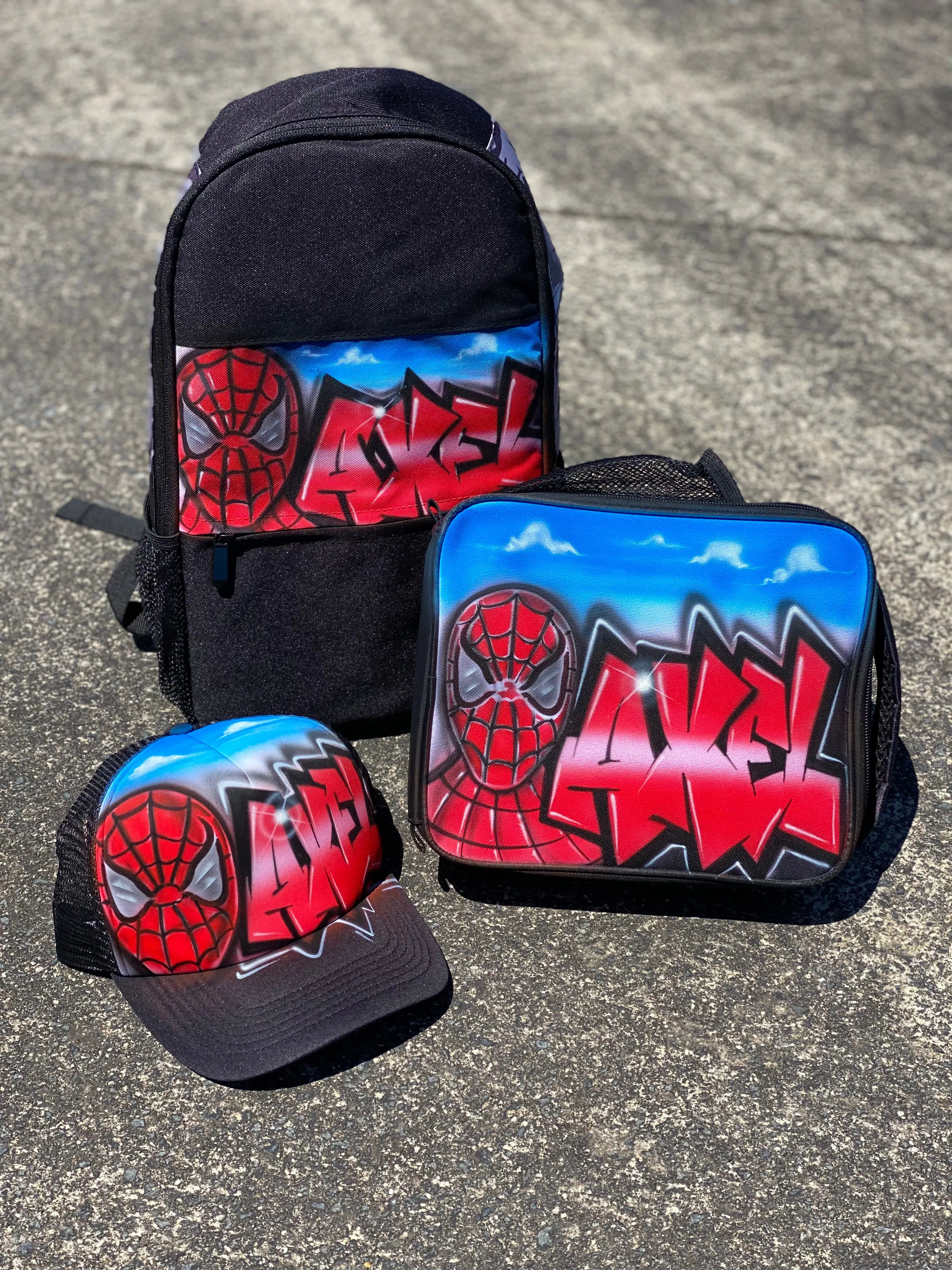 Custom Combo 1x Snapback Cap, 1x Backpack, 1x Lunchbox