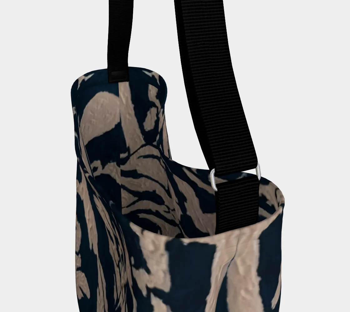 Day Tote (2024-12-08, 6:50 p.m.)