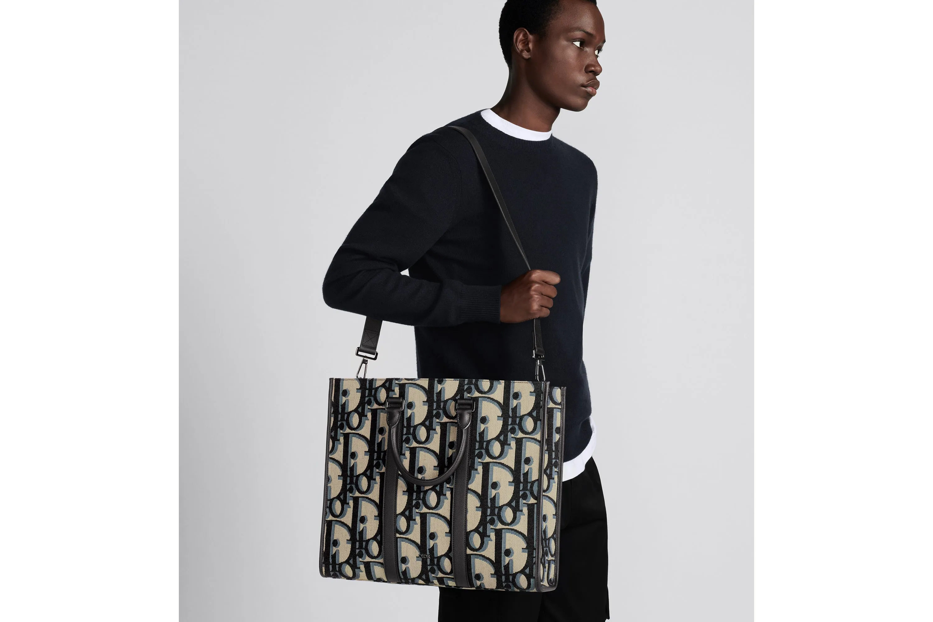 East-West Tote Bag • Beige and Black Maxi Dior Oblique Jacquard