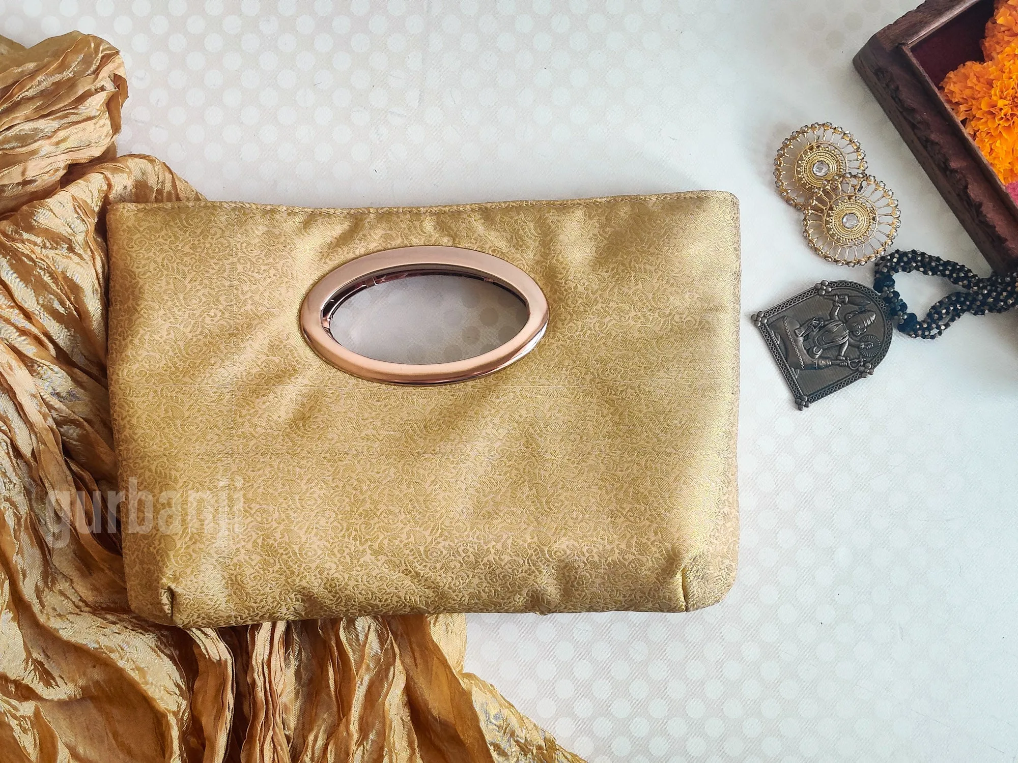 Grovvy Clutch : Go Gold