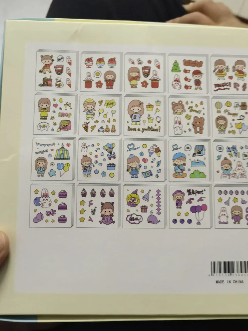 HonCvenr Stickers,Cute Anime Girl Stickers, Fashion Stickers for Teen Kids Girl