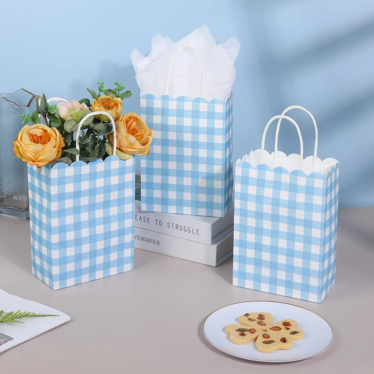 Houuqe 36 Pcs Gingham Party Supplies Blue Gift Bag with Handles Scalloped Blue and White Plaid Paper Candy Bags Double Side Kraft Paper Goodie Bags for Spring Wedding Party Decor
