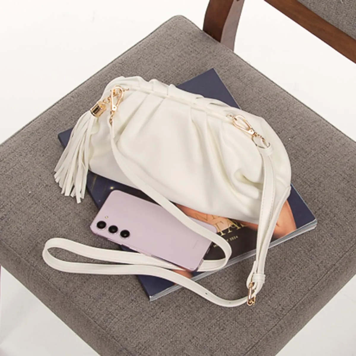 JNB Dumpling Bag for Women Clutch Purses, Cloud Crossbody Handbag Soft Shoulder Bag,party Bag,Wedding Bag,With Tassel.