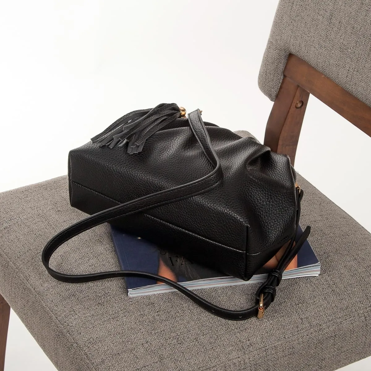 JNB Dumpling Bag for Women Clutch Purses, Cloud Crossbody Handbag Soft Shoulder Bag,party Bag,Wedding Bag,With Tassel.