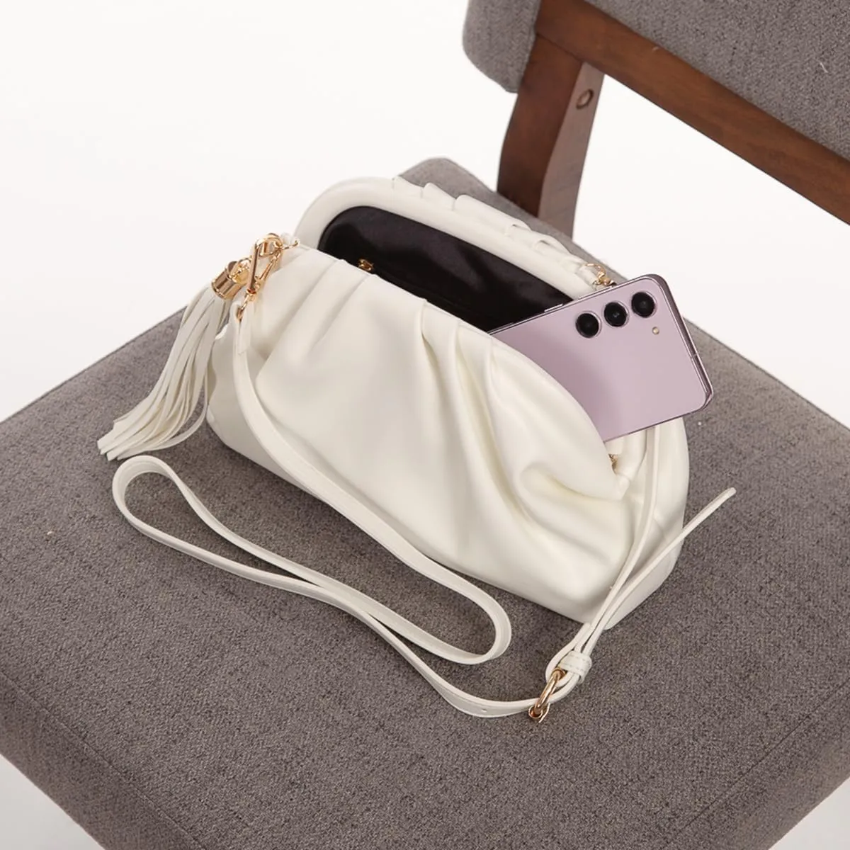 JNB Dumpling Bag for Women Clutch Purses, Cloud Crossbody Handbag Soft Shoulder Bag,party Bag,Wedding Bag,With Tassel.