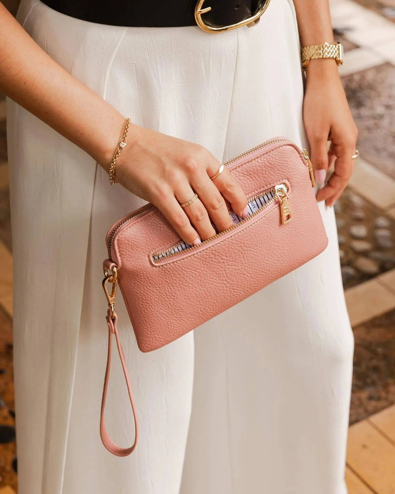 LOUNENHIDE Poppy Clutch - Spice