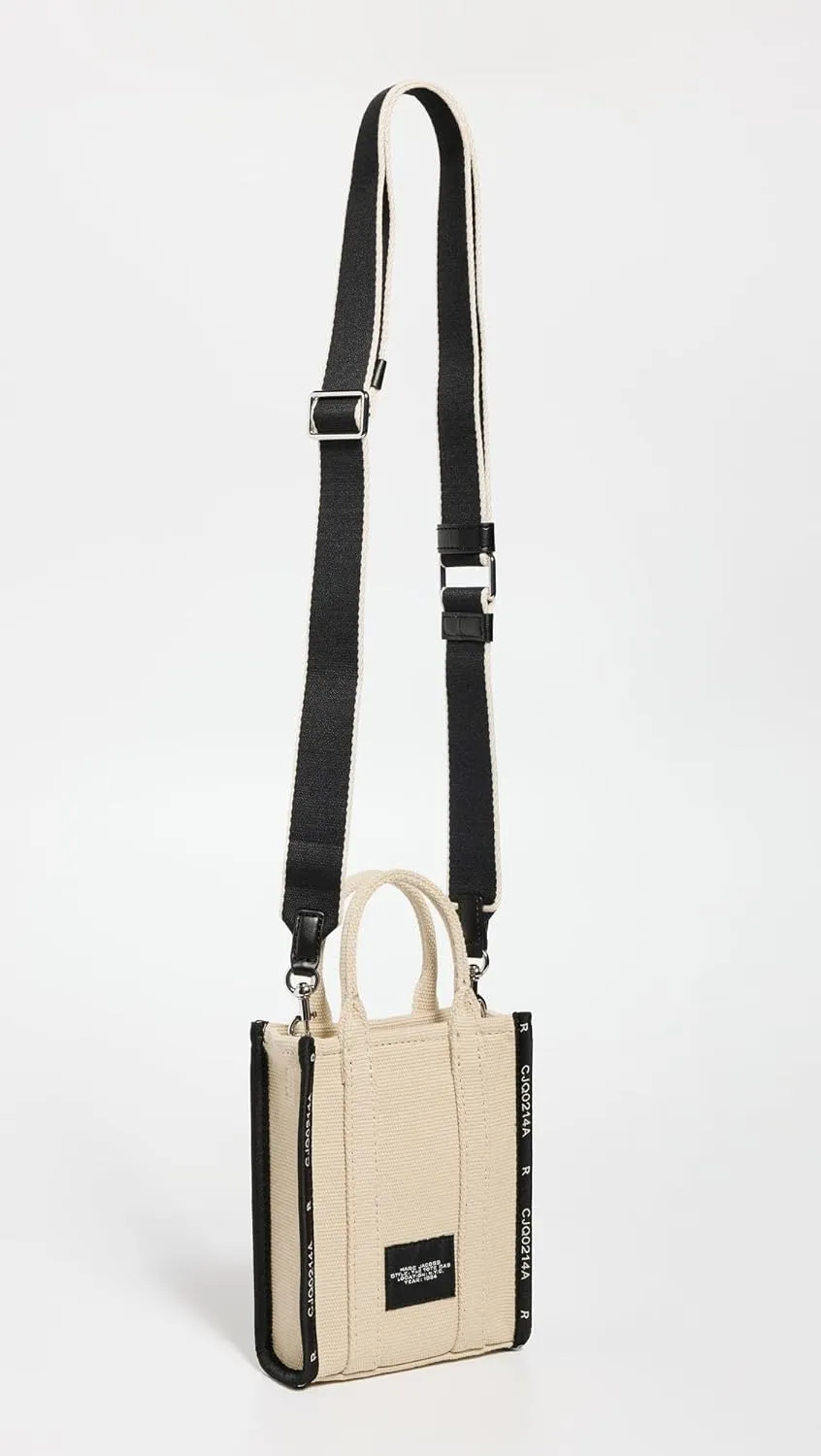 Marc Jacobs Minimalist