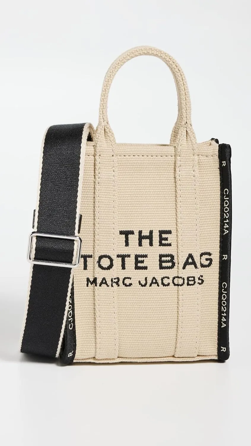 Marc Jacobs Minimalist