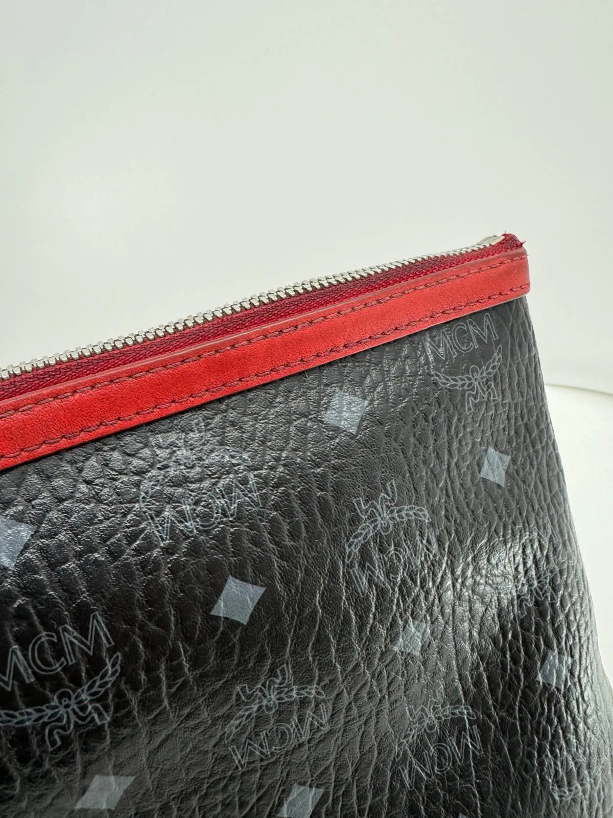 MCM VISETOS CLUTCH CROSSBODY BAG