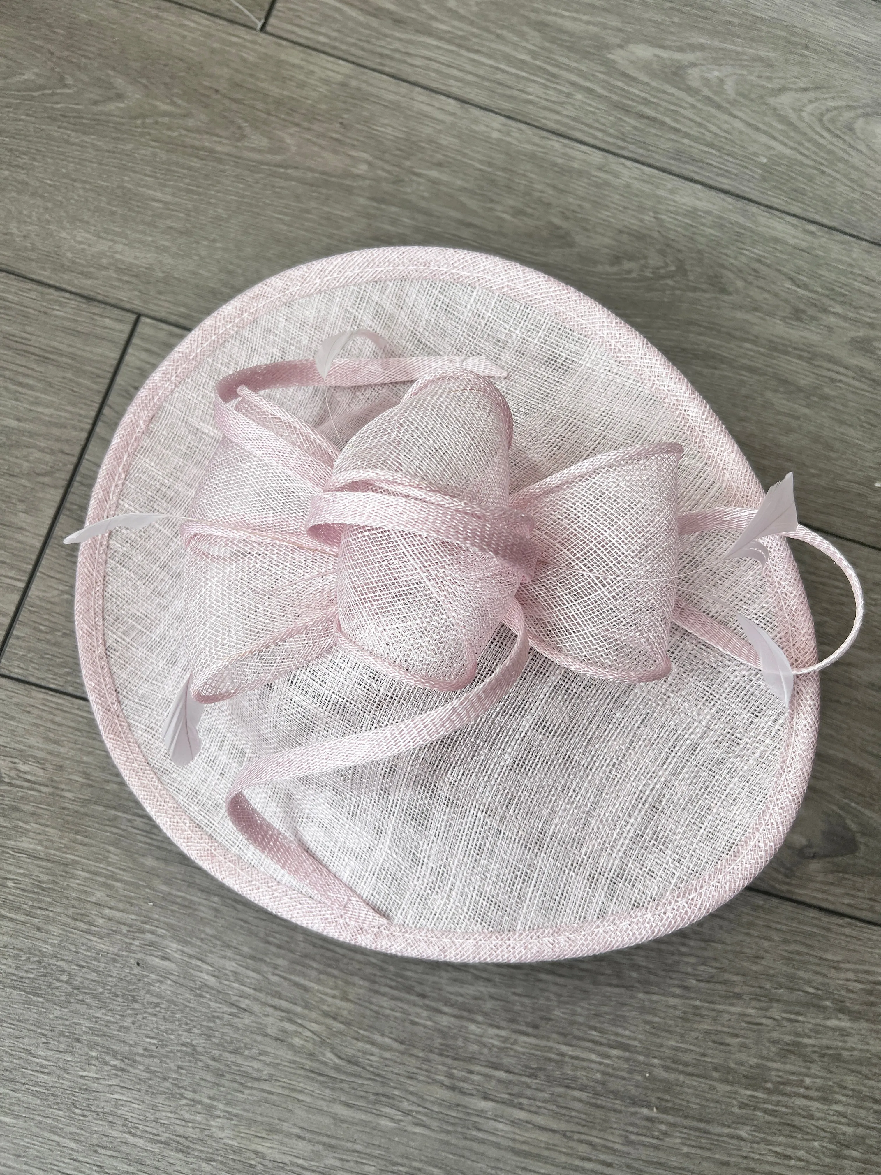 Orchid Teardrop Disc Fascinator