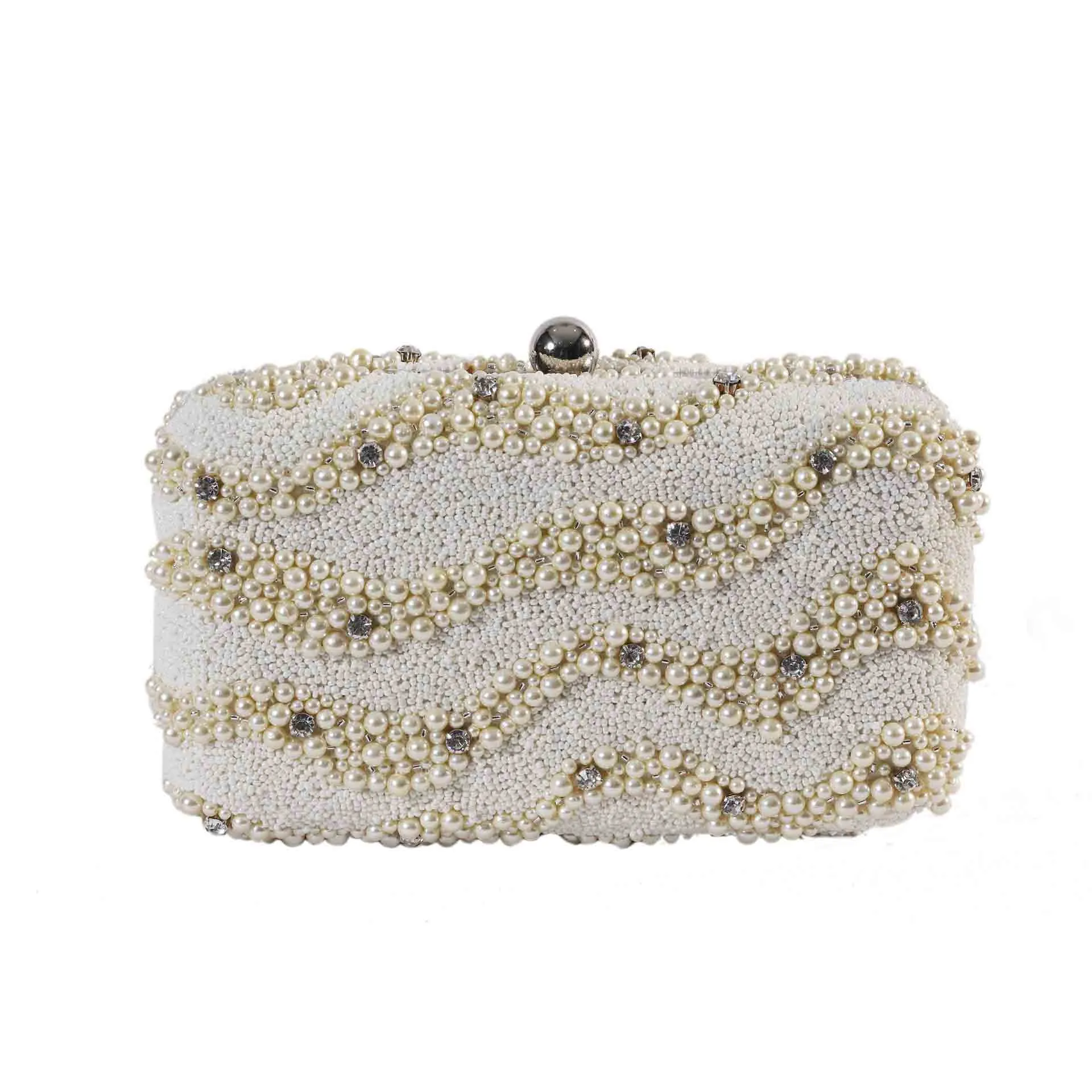 Pearl O' clutch