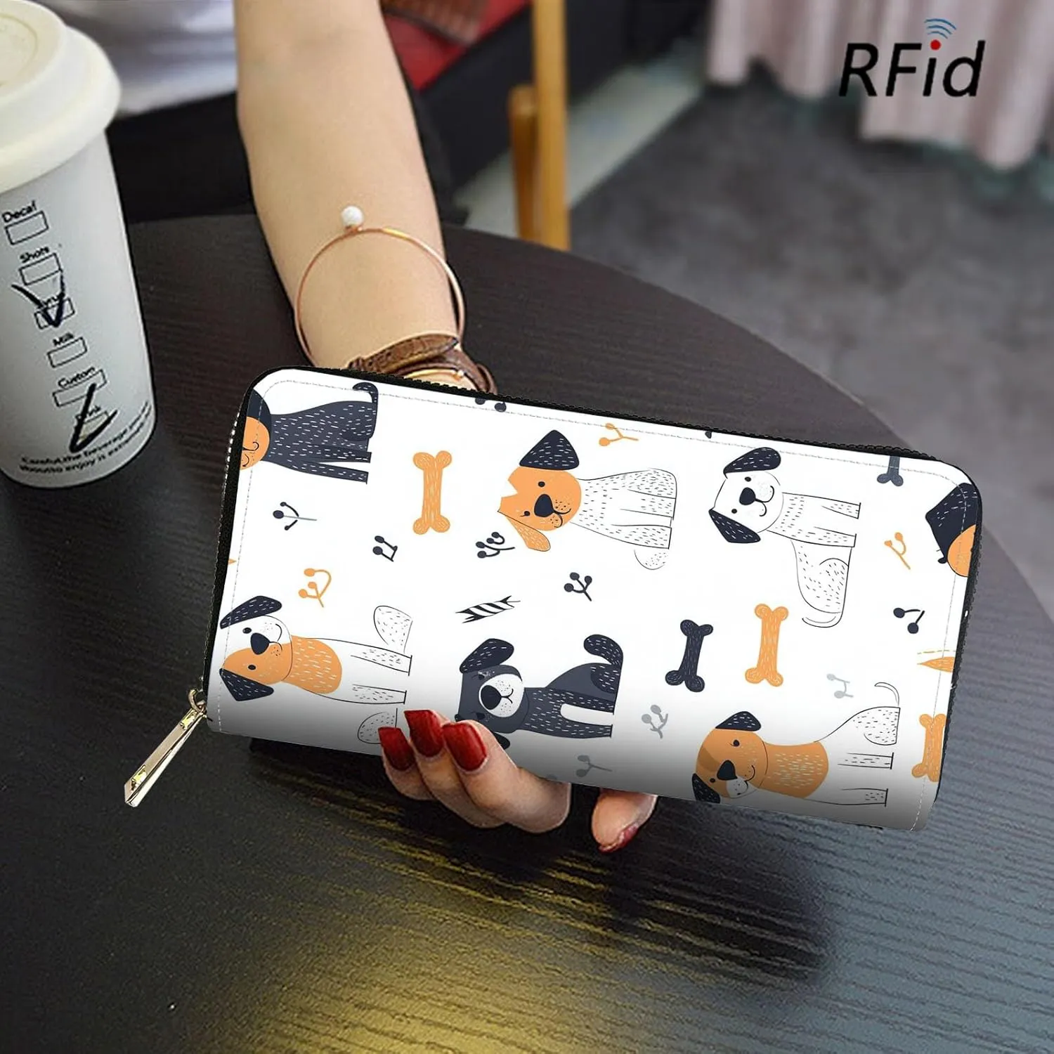 RFID Blocking Leather Wallet for Women – Large Capacity Zip Around Clutch with 8 Card Slots,9 Cash Pockets & Coin Zipper,Cartoon Dogs Design
