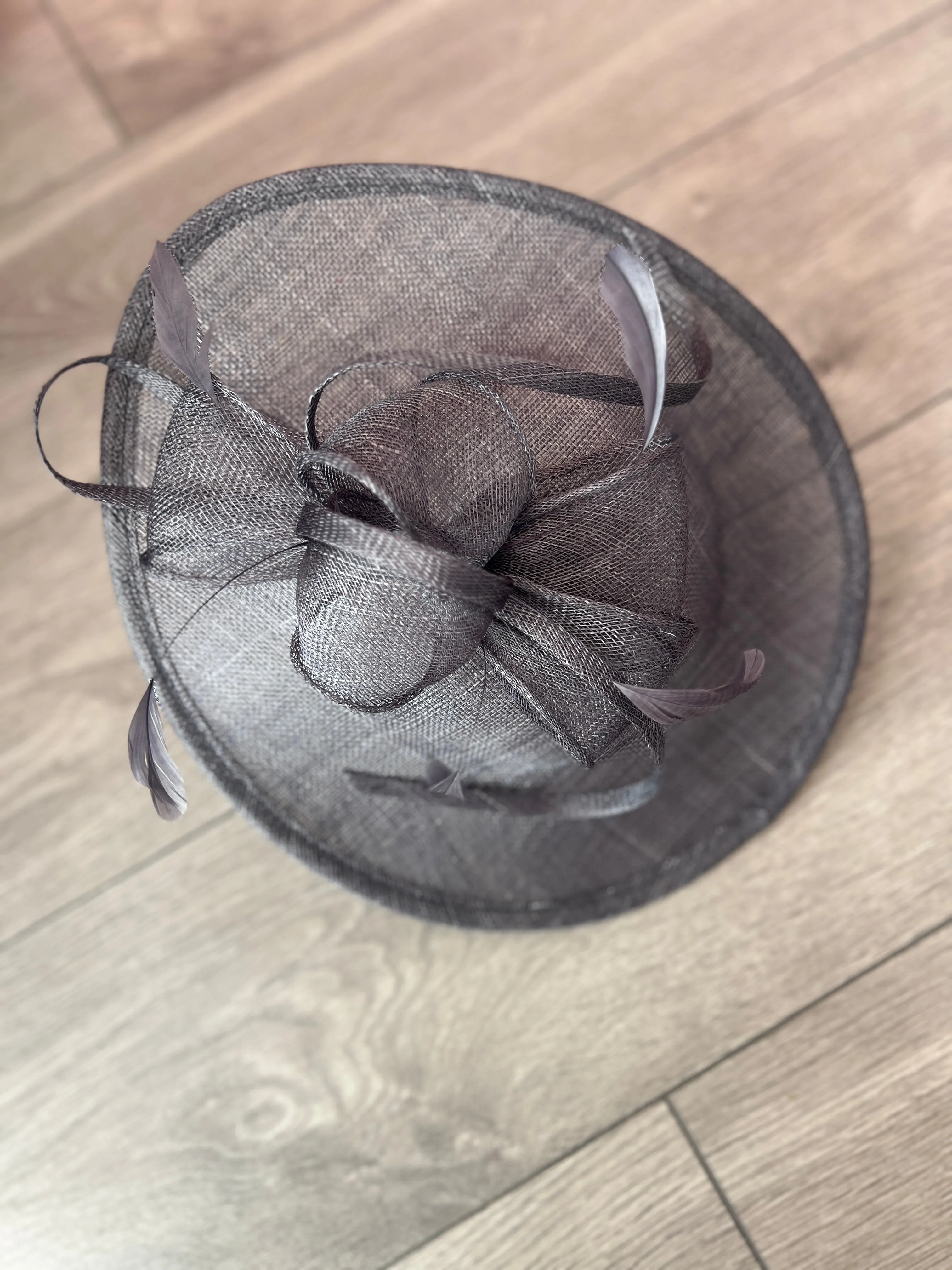 Slate Teardrop Disc Fascinator