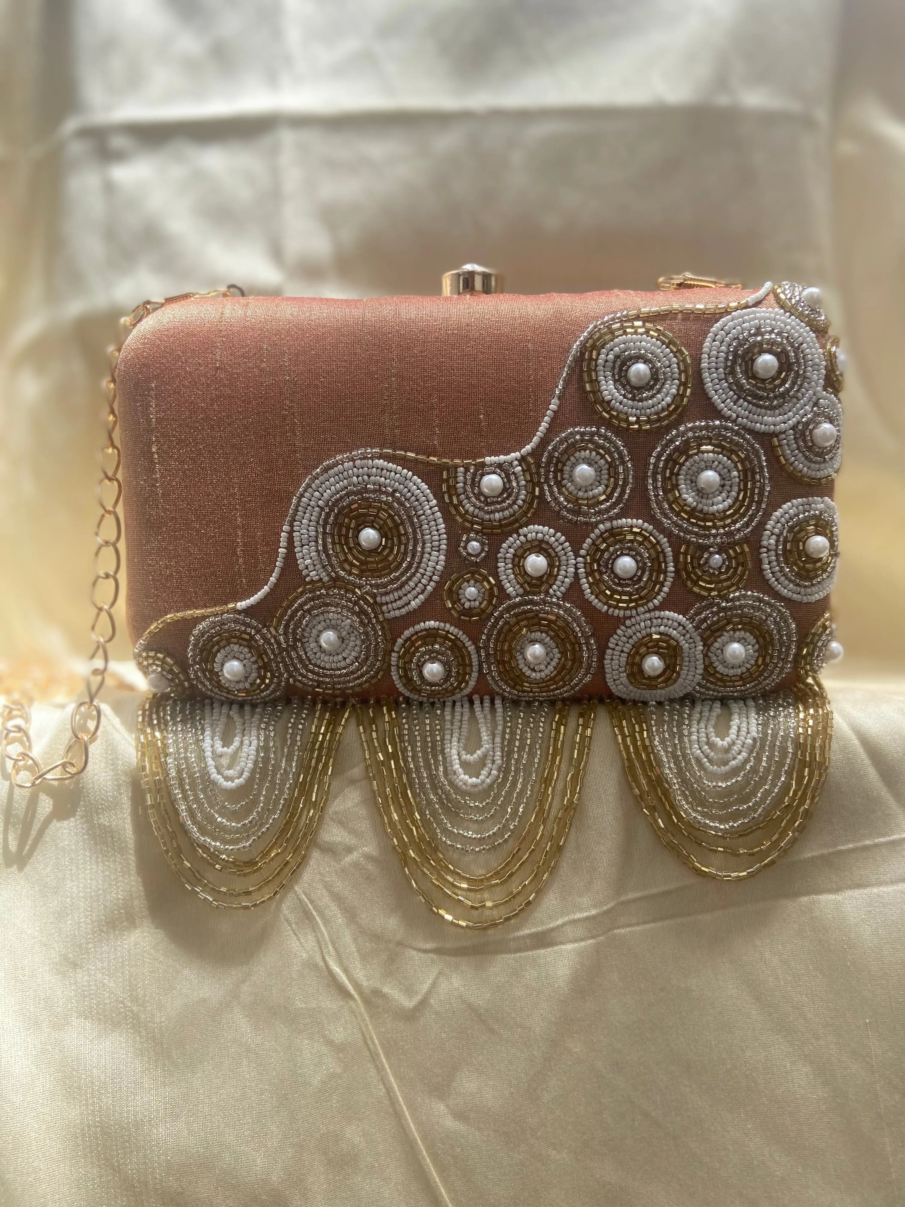 Triad Circles Clutch