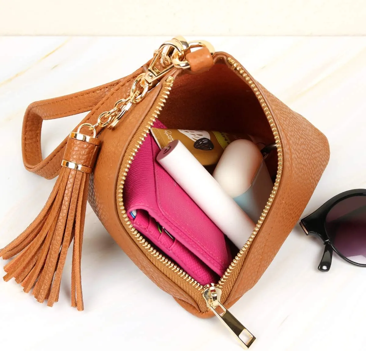 Triangle Vegan Leather Wristlet Clutch Purse Handbag - Pyramid Evening Cocktail Pouch Wallet Detachable Strap & Tassel Charm
