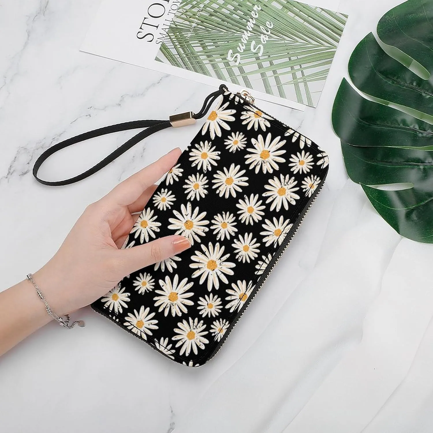 Vintage Little Flowers Women's Leather Long Large Capacity Wallet Clutch Wallet with Hand Strap