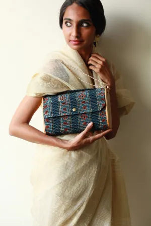 Zijde Upcycled Capsule Clutch