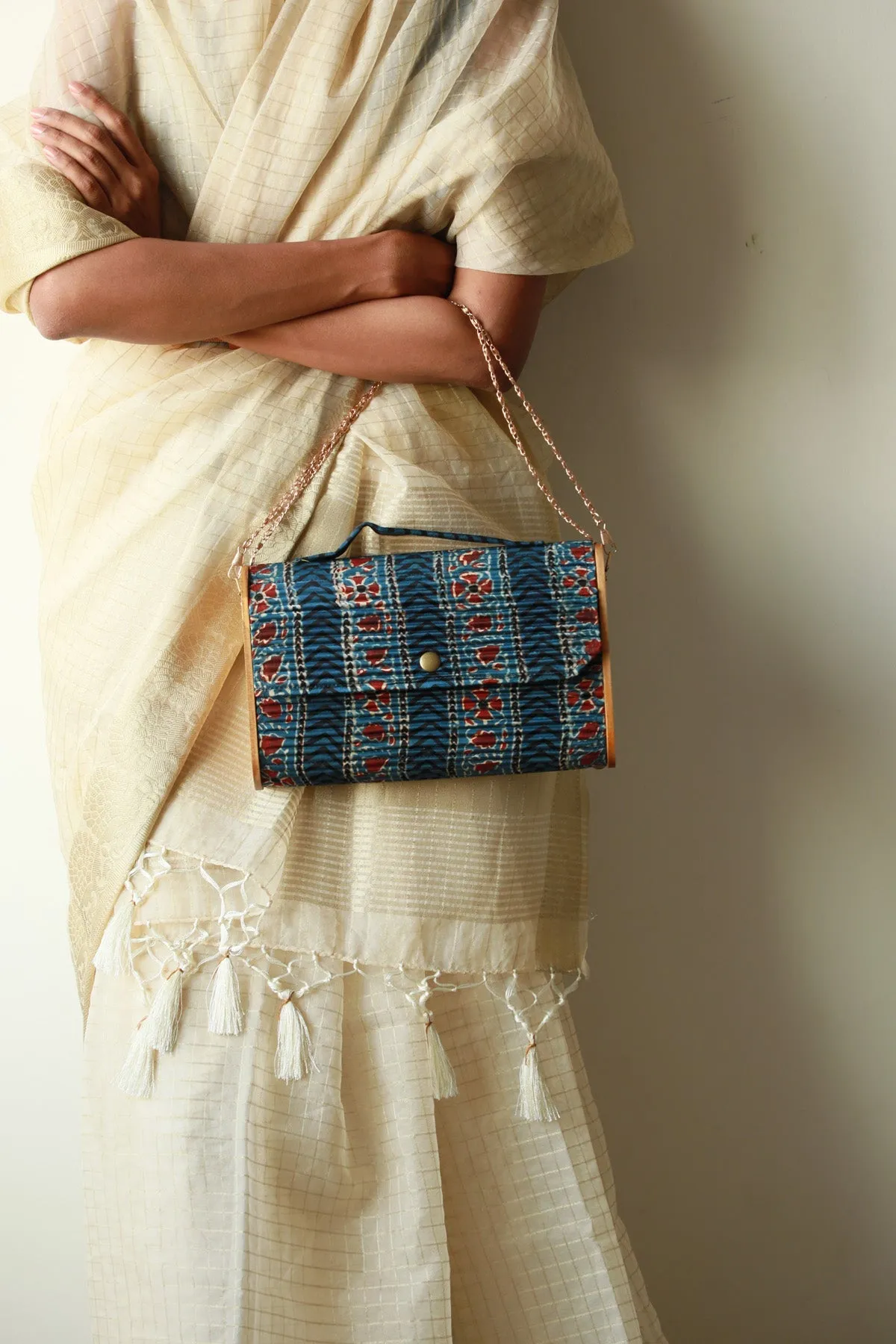 Zijde Upcycled Capsule Clutch